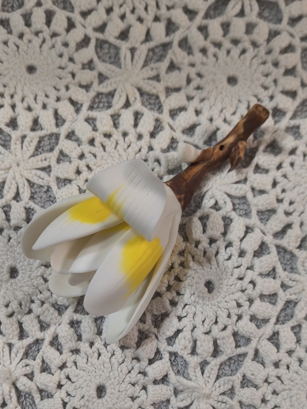 Incense Burner Handcrafted White and Yellow Flower Accent with Brown Stem